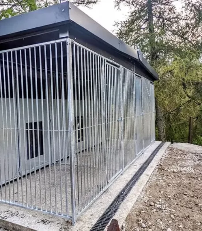 15x8ft Triple Galv DE AC Side View