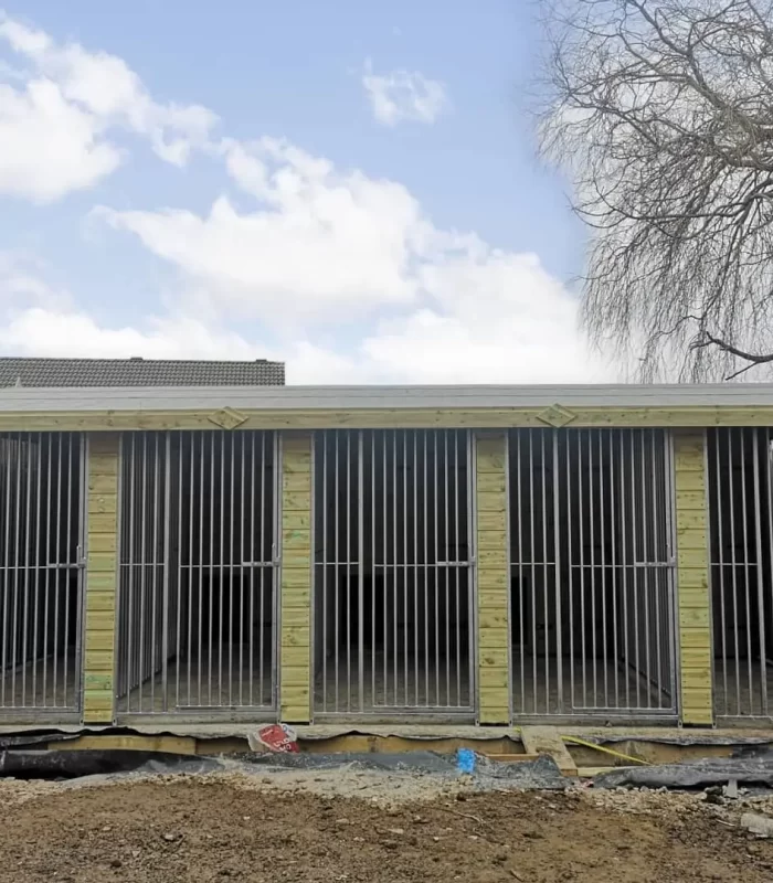 20x12ft Five bay external pillars